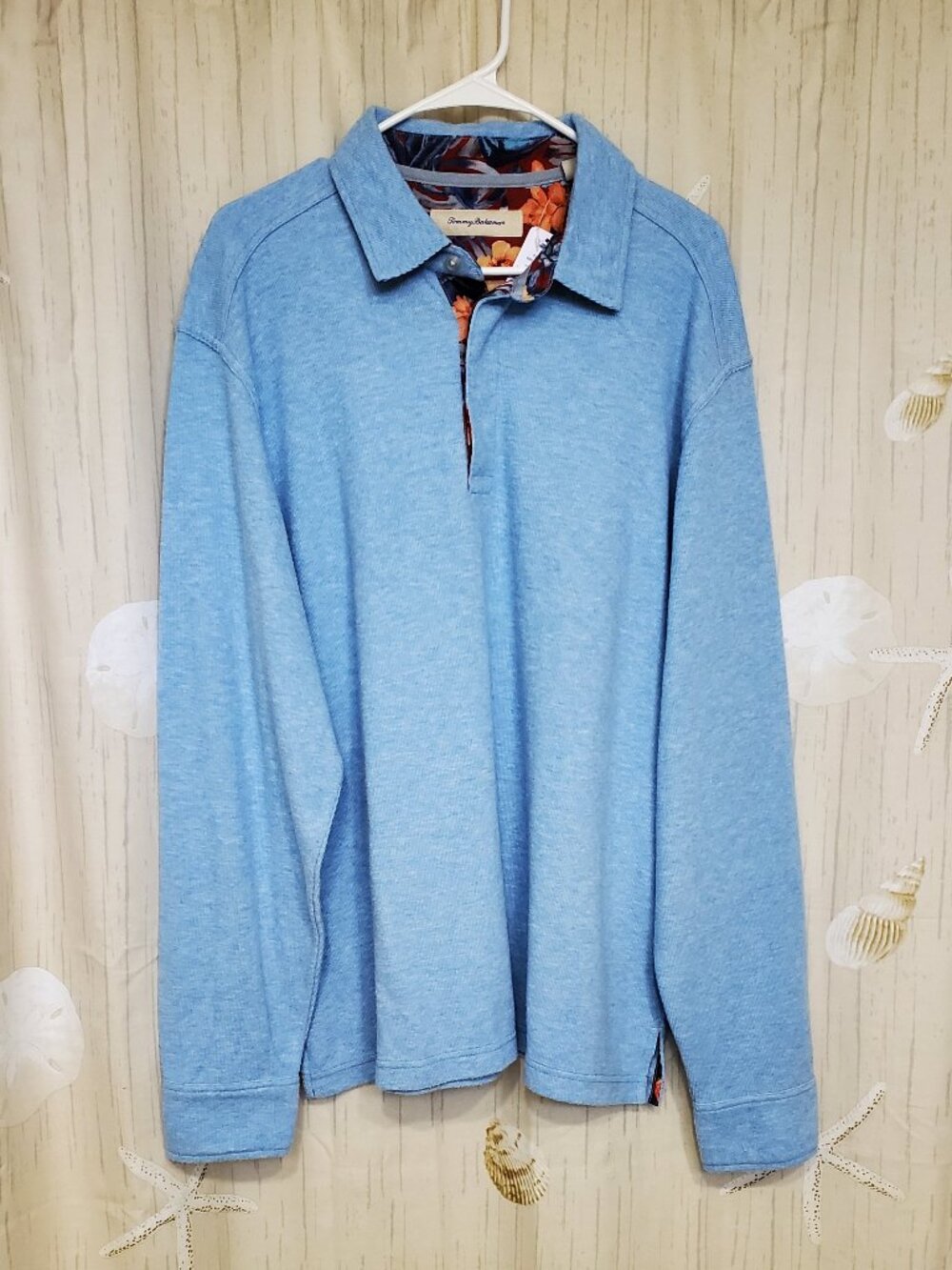 TOMMY BAHAMA LONG SLEEVE MENS SHIRT..LT BLUE..BUTTON STYLE CUFF & NECK CLOSURES